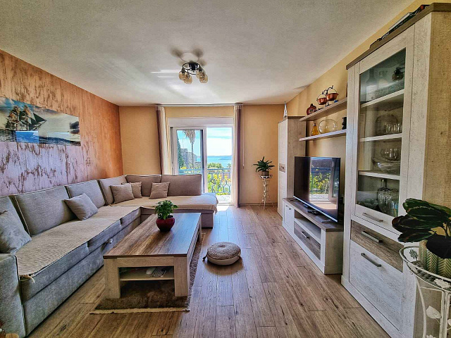 Three-room apartment near the Old Town in Herceg Novi — photo 7